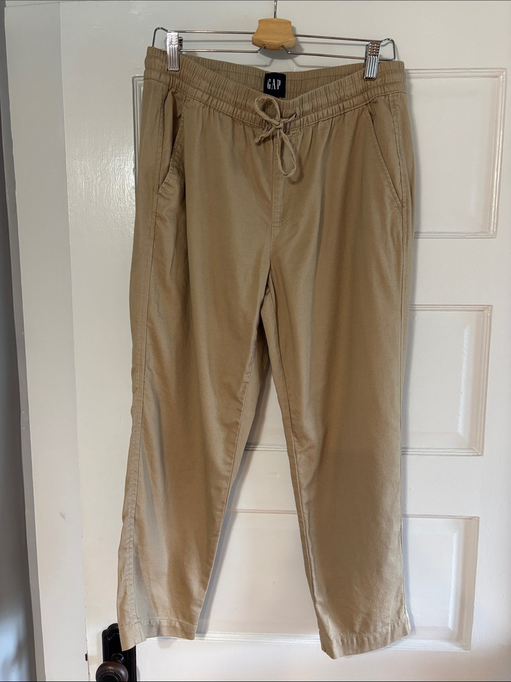 GAP Women’s Drawstring Chino Pants in Khaki